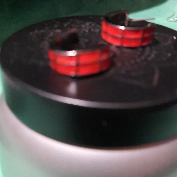 J Hoop - Picture 3 of 3